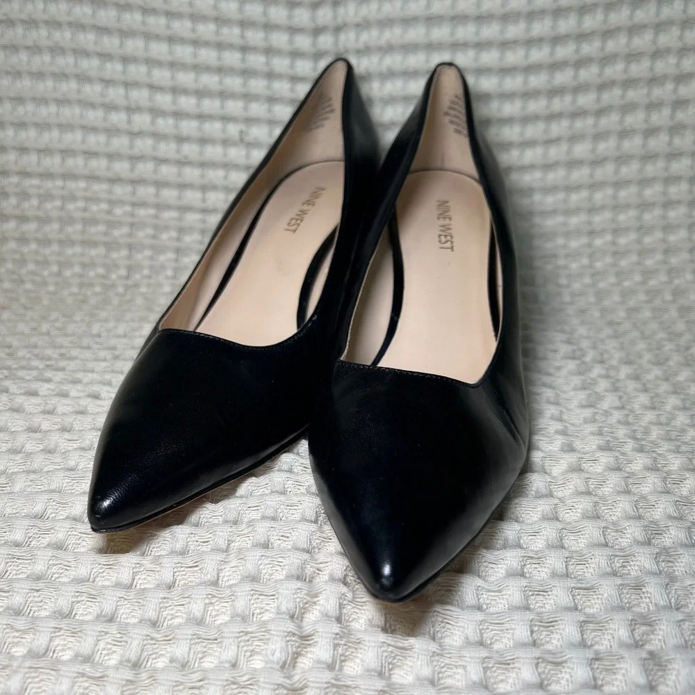 Nine West Y2K Margot Black Leather Pointed Toe Stiletto‎ Heels Women's Size 8M